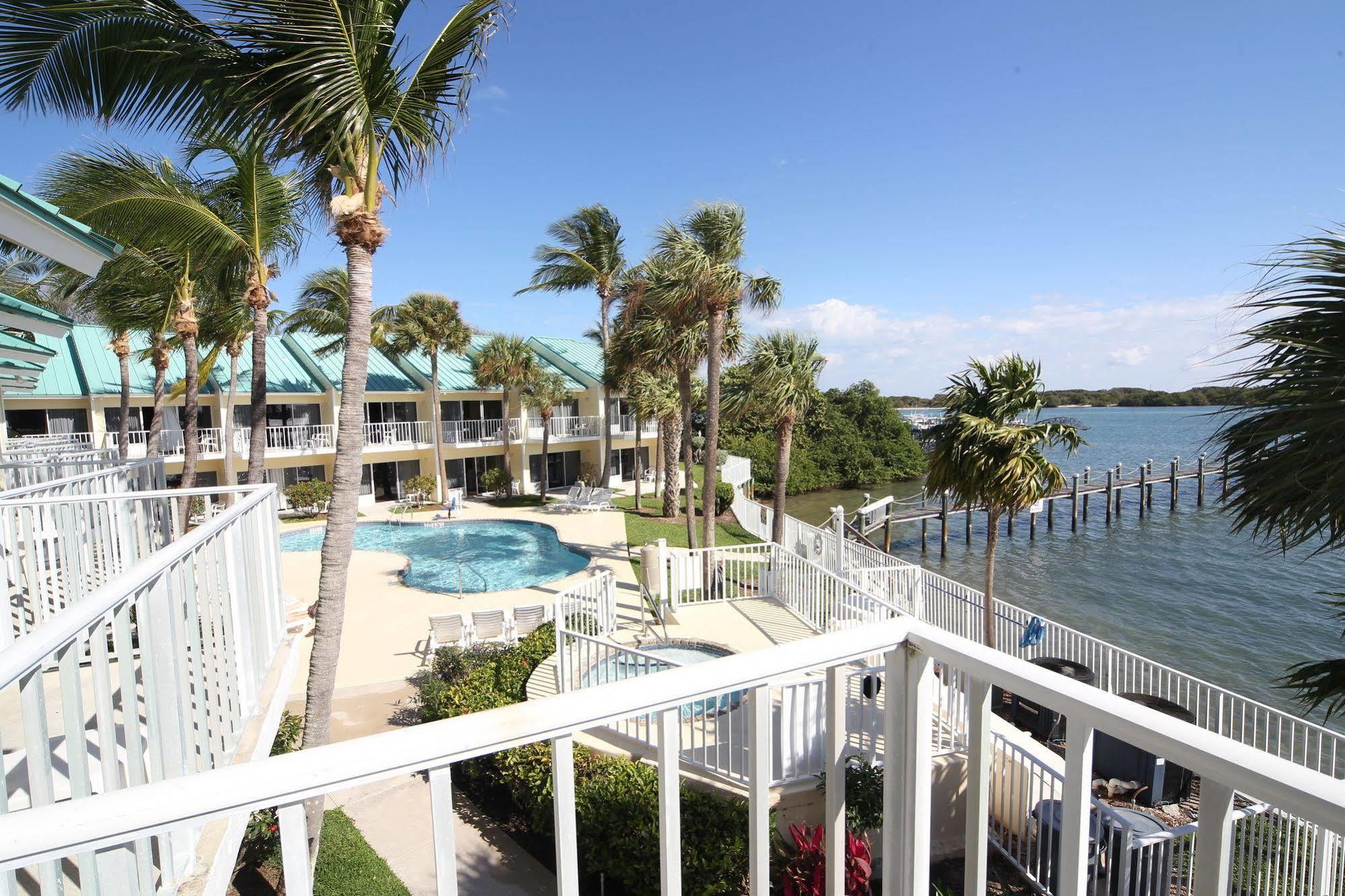 Jupiter Waterfront Inn Exterior foto